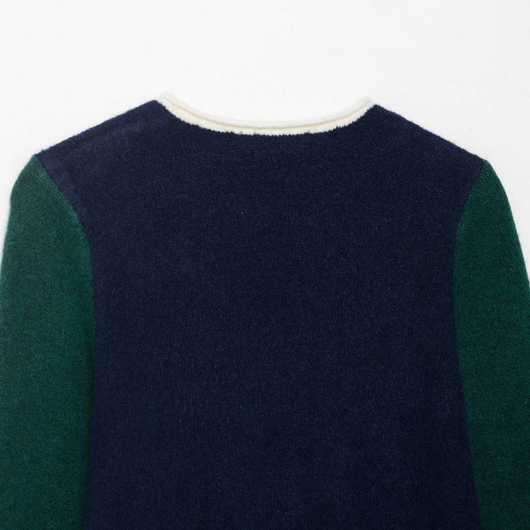 Women's Cozy Color Block Sweater with Round Neckline and Contrast Sleeves Mune Fashion