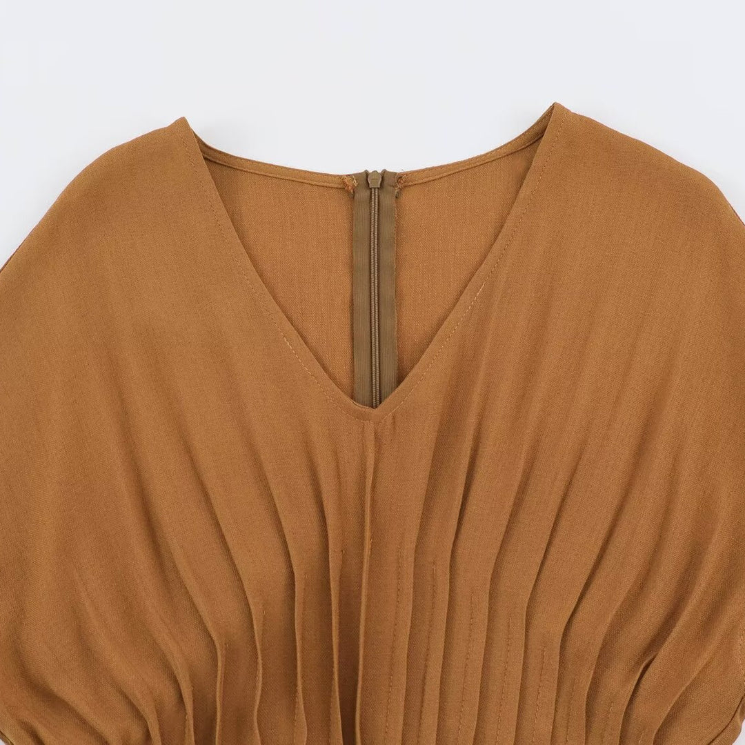 Ladies Pleated Midi Dress with V Neck and Tailored Silhouette Mune Fashion