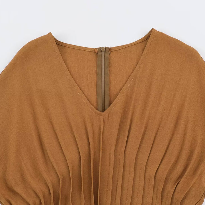 Ladies Pleated Midi Dress with V Neck and Tailored Silhouette Mune Fashion
