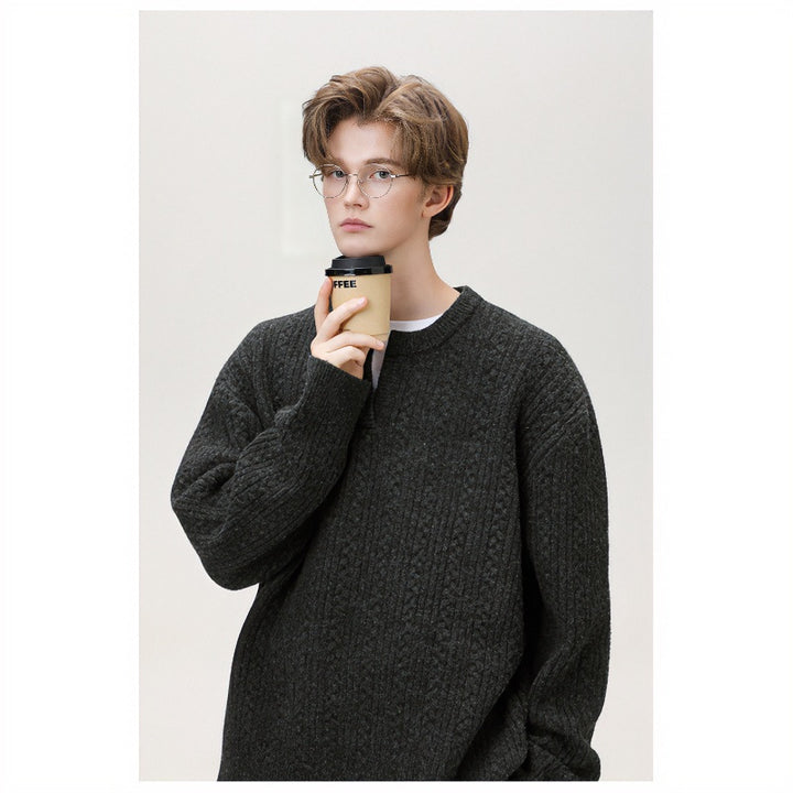 Women's chunky knitted cable pattern sweater with V-neck and layered look Mune Fashion