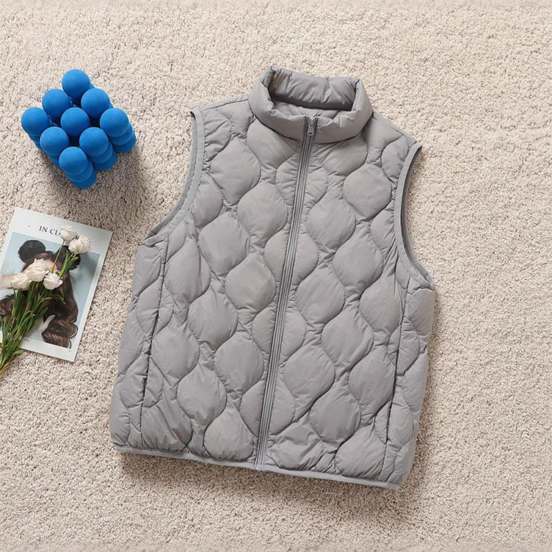 Women's ultralight quilted vest in drop stitch design with high stand-up collar Mune Fashion