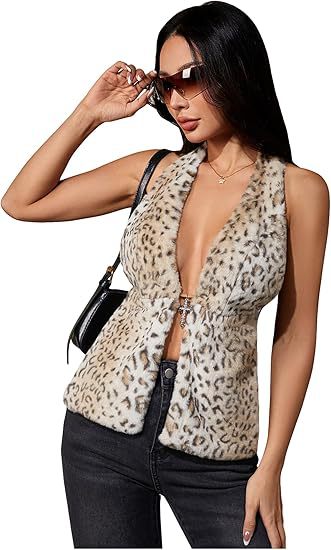 Women's multi-piece luxurious faux fur set with vest, hat, mini skirt, bag and cuffs Mune Fashion