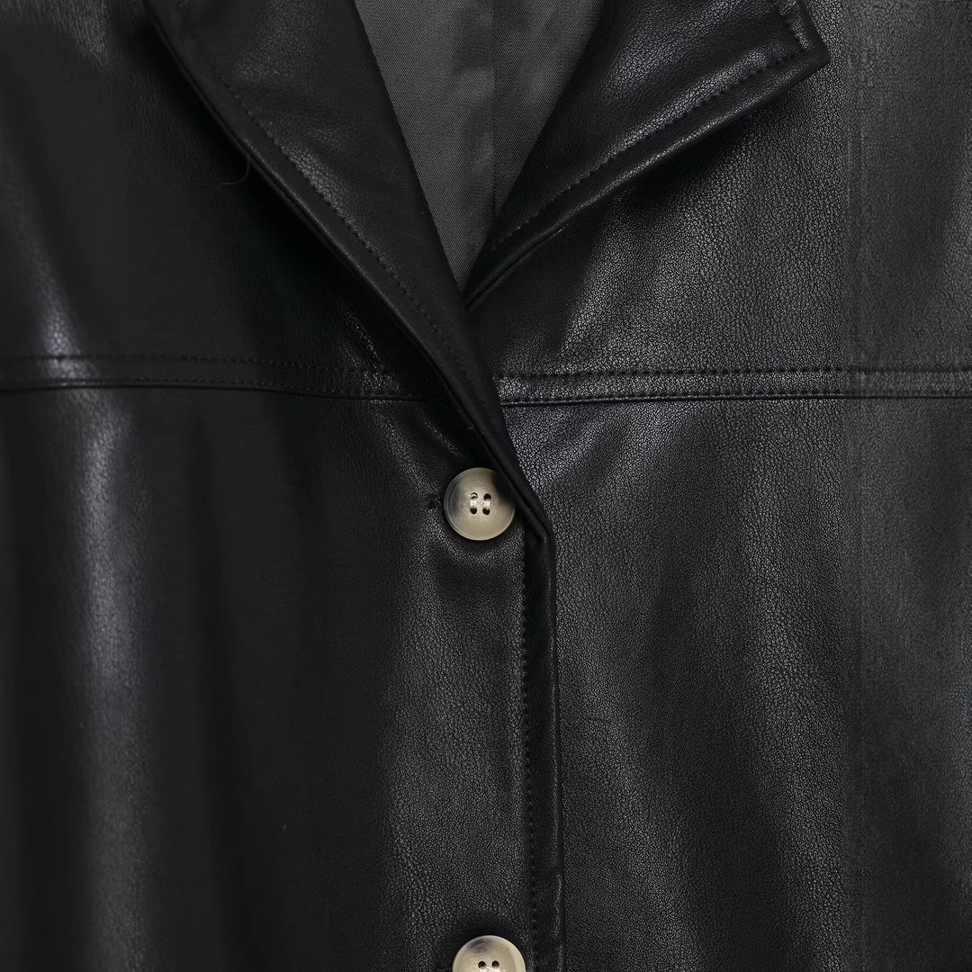 Women's A-line coat in vegan smooth leather look with shirt collar and continuous button placket Mune Fashion