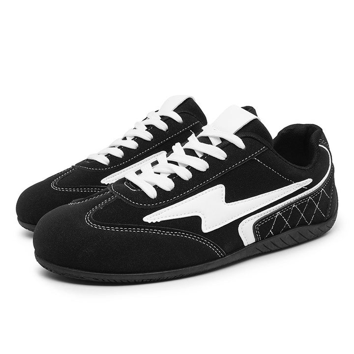 Women's lightweight retro skate sneakers with quilted sidewall, padded ankle collar, and non-slip rubber outsole Mune Fashion