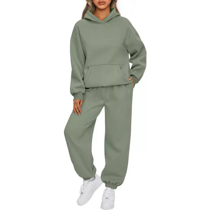 Women's Relaxed Loungewear Set with Hooded Sweater and High-Cut Jogging Pants made of Soft Cotton Fleece Mune Fashion