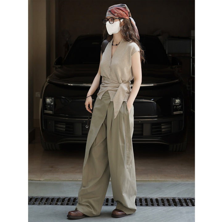 Women's Sleeveless Fine Knit Vest with V-Neck, Button Placket and Tie Waist Mune Fashion