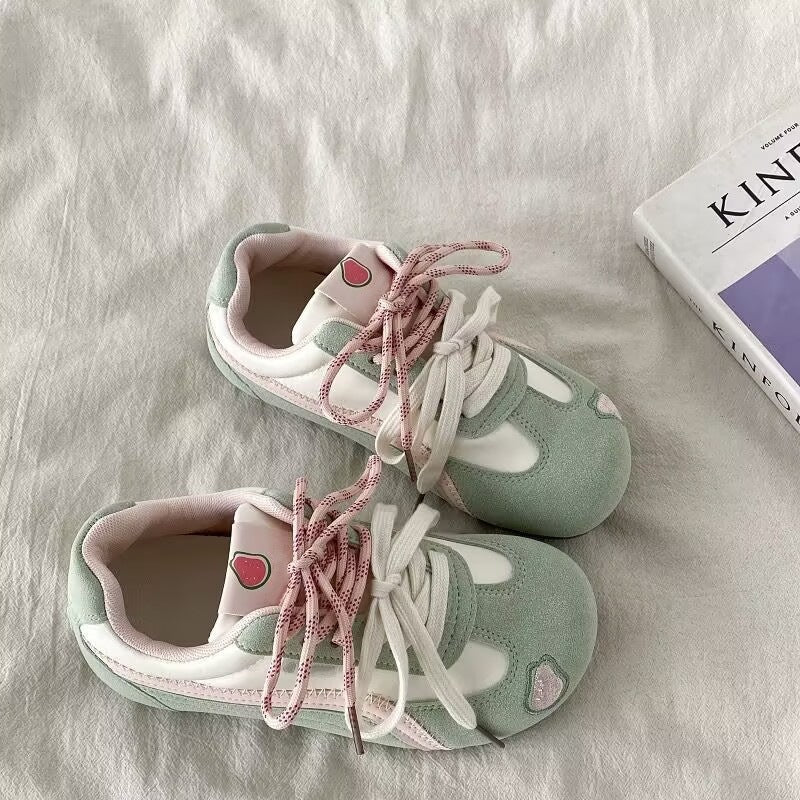 Women's Sporty Sneakers with Innovative Air Circulation System and Comfortable Cushioning Mune Fashion