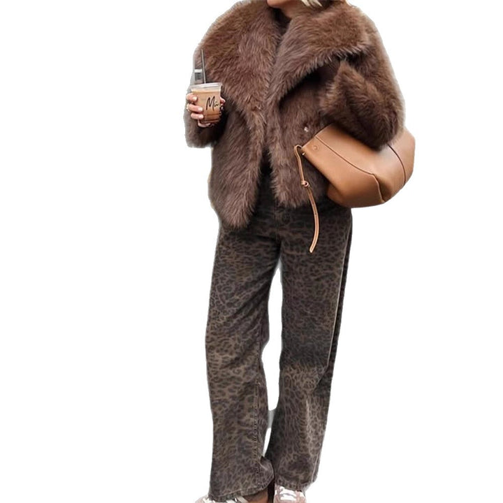 Women Short Voluminous Faux Fur Jacket in Boxy Cut with Large Shawl Collar Mune Fashion