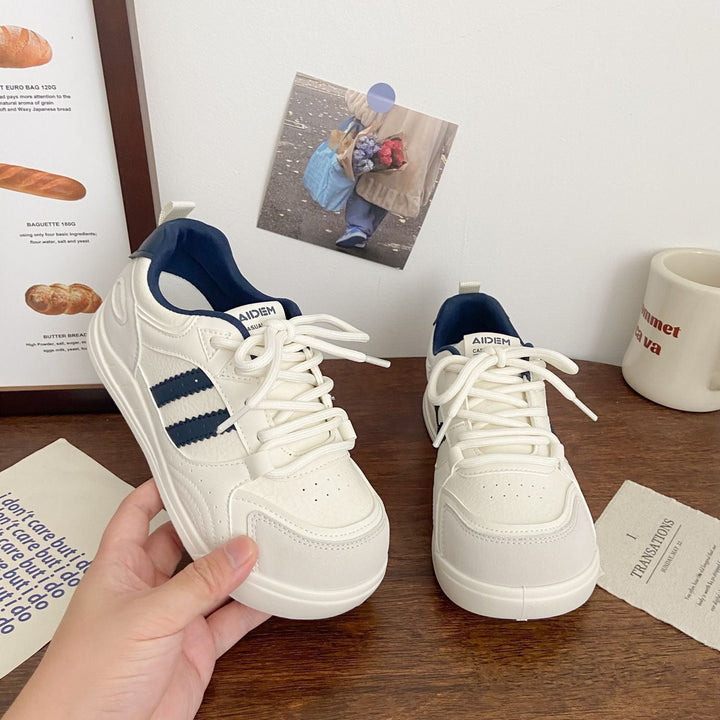 Women's sporty sneakers with breathable sole and fashionable upper material Mune Fashion
