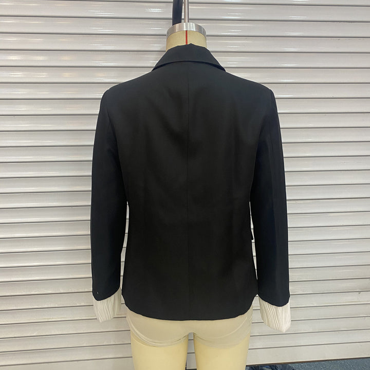 Women's cropped blazer with drawstring detail and pleated cuffs Mune Fashion