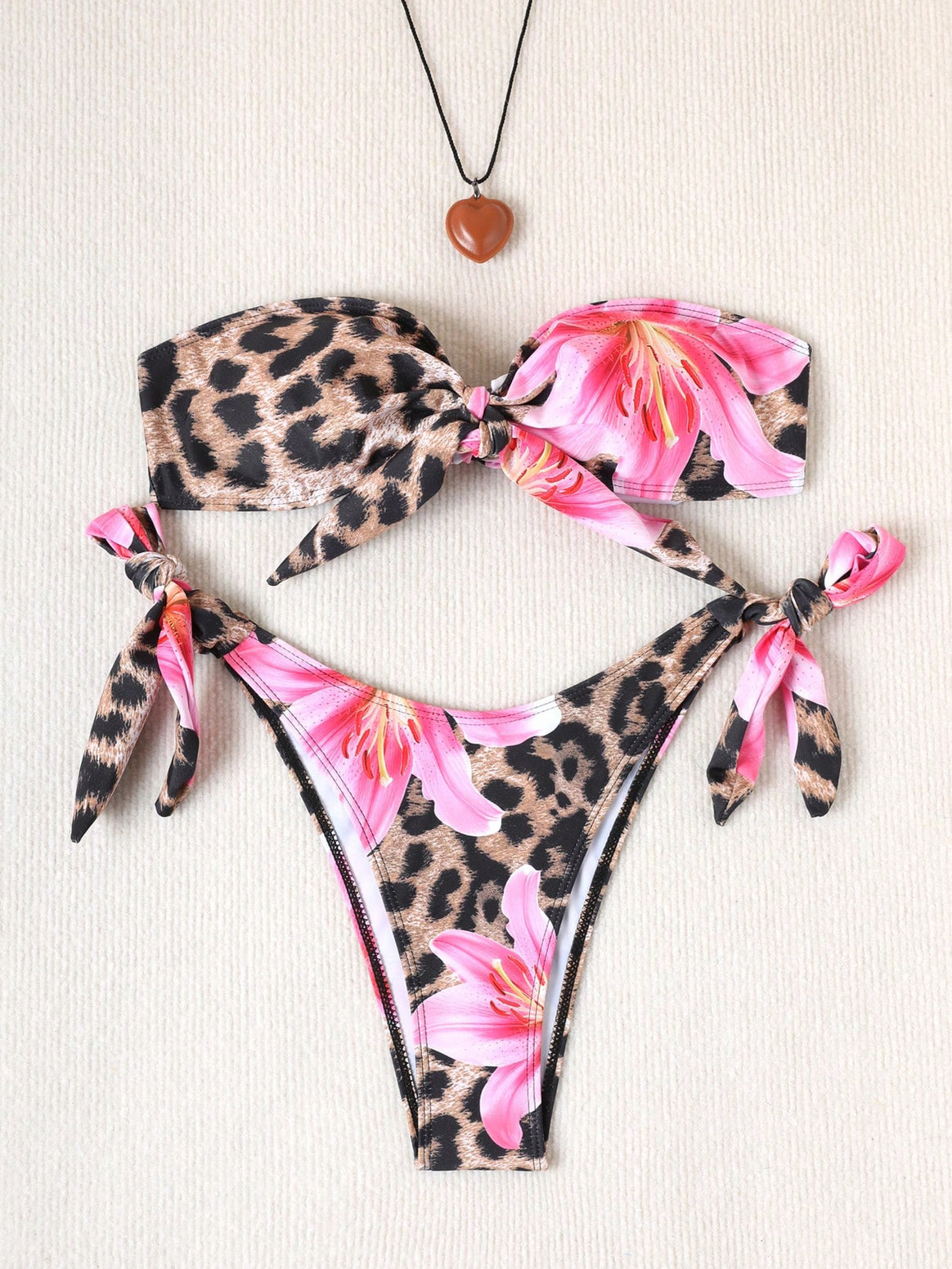 Women’s bikini set with floral leopard pattern and adjustable straps Mune Fashion