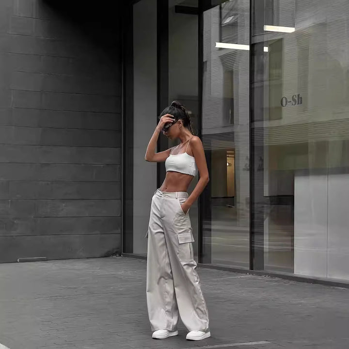 Women's Loose High-Waist Cargo Pants with Oversized Silhouette and Flap Pockets Mune Fashion