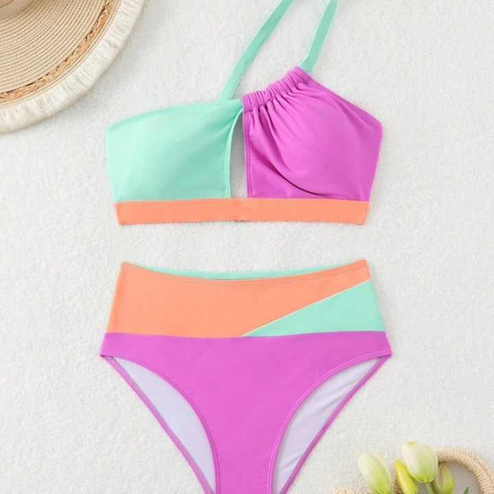 Women's bikini set with asymmetrical cut and high waistband Mune Fashion