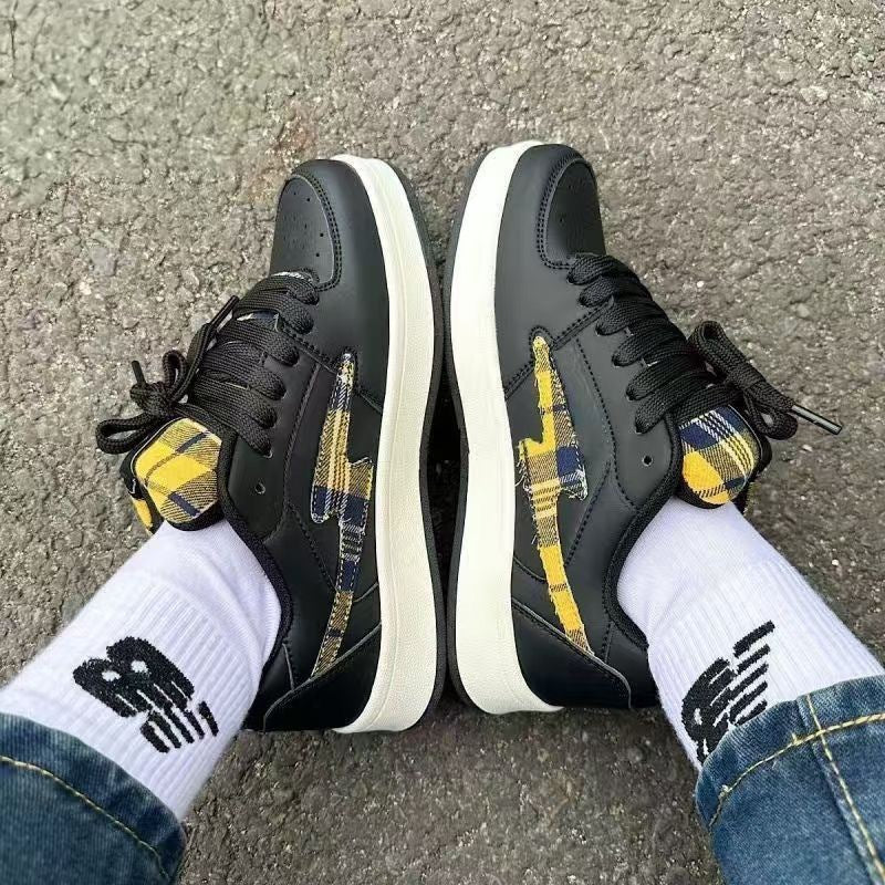Women's sneakers in fashionable checkered design with comfortable cushioning Mune Fashion