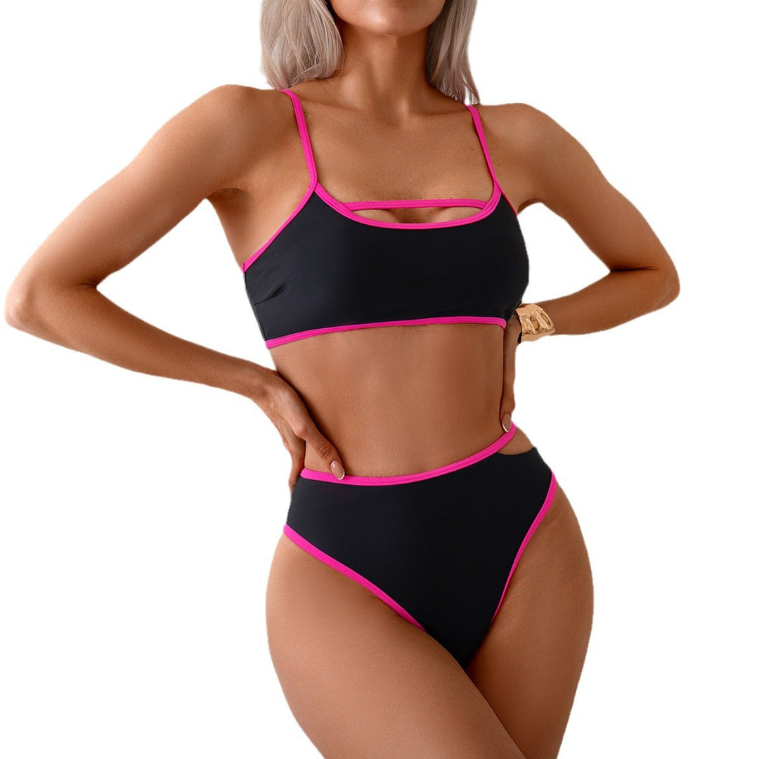 Women's Sporty Bikini with Unique Cut-out Details Mune Fashion