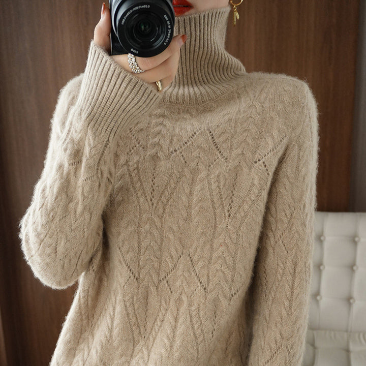 Women's Soft Mohair-Look Oversized Roll Neck Sweater with Lace Cable Structure Mune Fashion