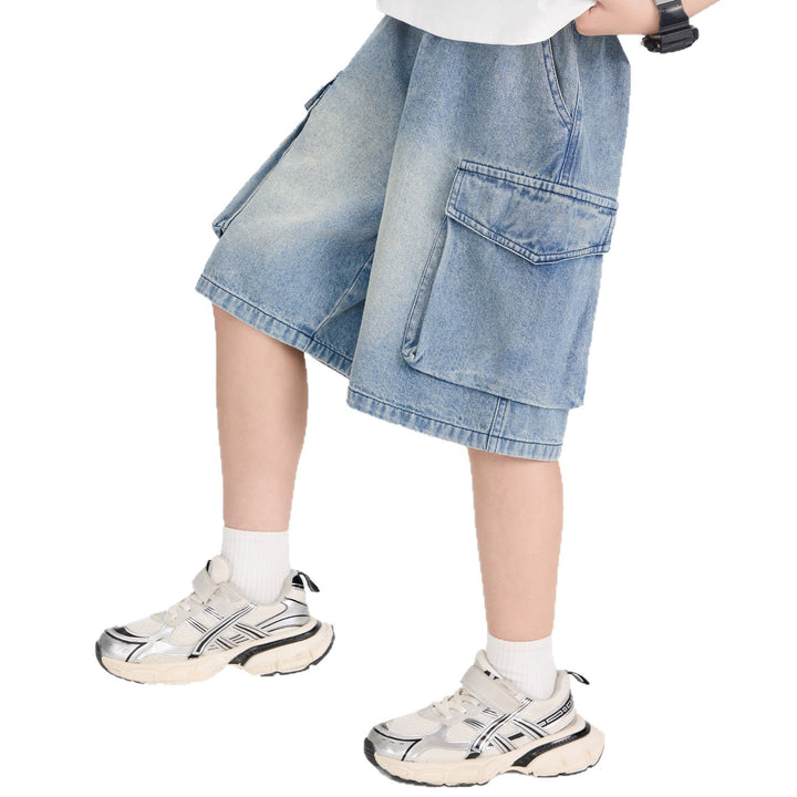 Boys casual cargo shorts with practical side pockets Mune Fashion