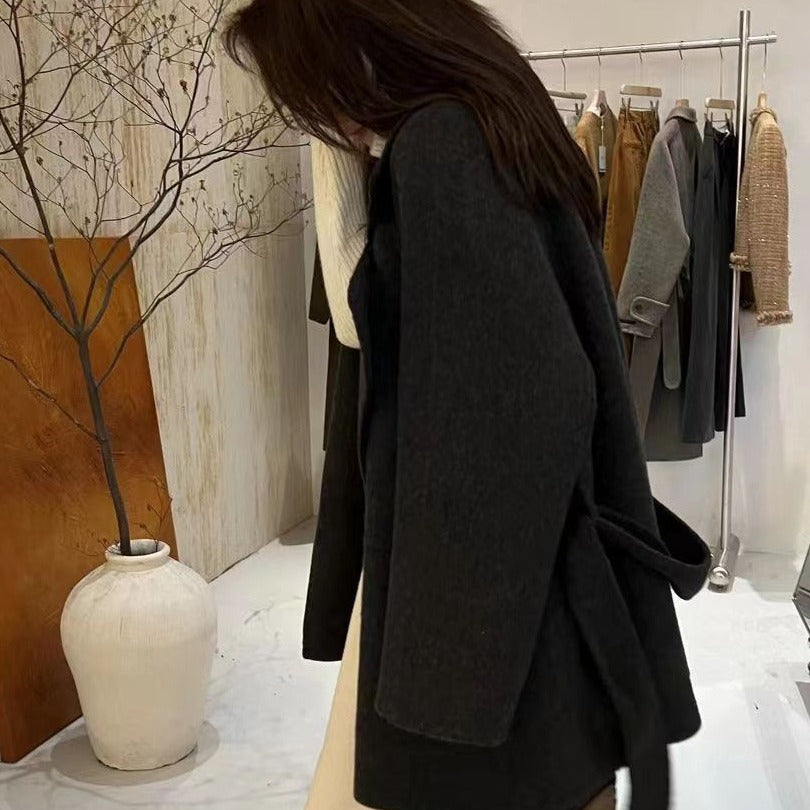 Ladies Short Wrap Coat made of Wool Mix with Ties and Wide Lapels Mune Fashion