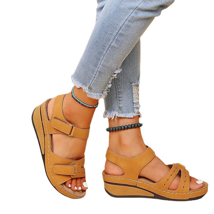 Women's ergonomic strap sandal with cushioning memory insole and adjustable Velcro closures Mune Fashion