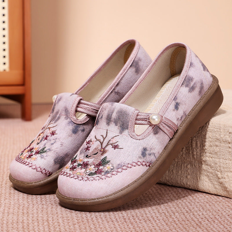 Women's embroidered slippers with pearl detail, breathable textile upper, and shock-absorbing comfort sole Mune Fashion