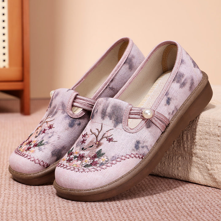 Women's embroidered slippers with pearl detail, breathable textile upper, and shock-absorbing comfort sole Mune Fashion