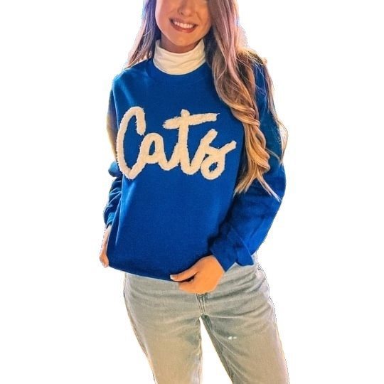 Women’s Round Neck Sweatshirt with Chenille Lettering and Oversized Cut Mune Fashion
