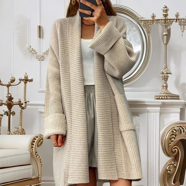 Ladies oversized knitted coat with ribbed structure and patch pockets Mune Fashion