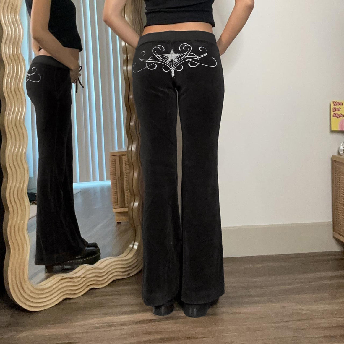 Women's soft velour flared pants with rhinestone decorative star and drawstring waistband Mune Fashion