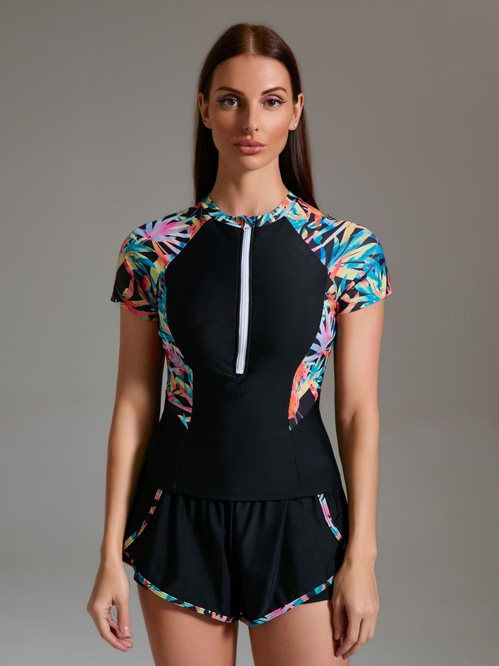 Ladies sporty swimsuit with innovative zipper and stylish short pants Mune Fashion