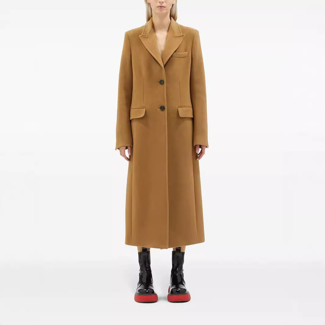 Women Maxilength Single-Breasted Long Coat in Minimalist Tailoring with Flap Pockets Mune Fashion
