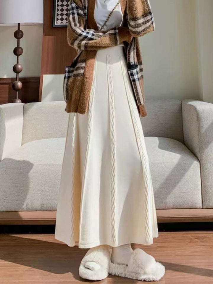 Ladies Elegant Midi Skirt with Fine Cable Pattern Mune Fashion