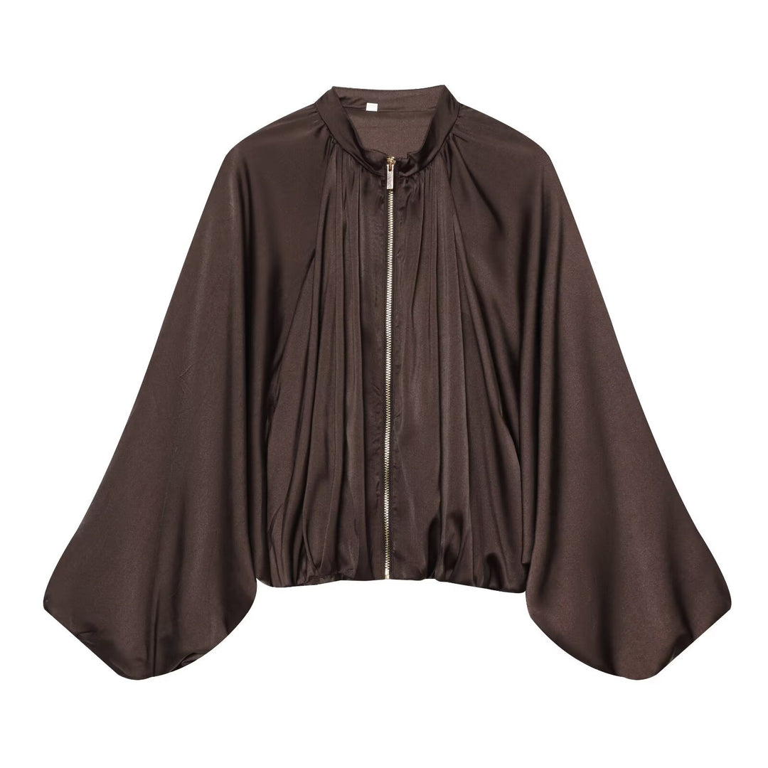 Women's cape jacket with central zipper, wide cape cut and voluminous bat sleeves Mune Fashion