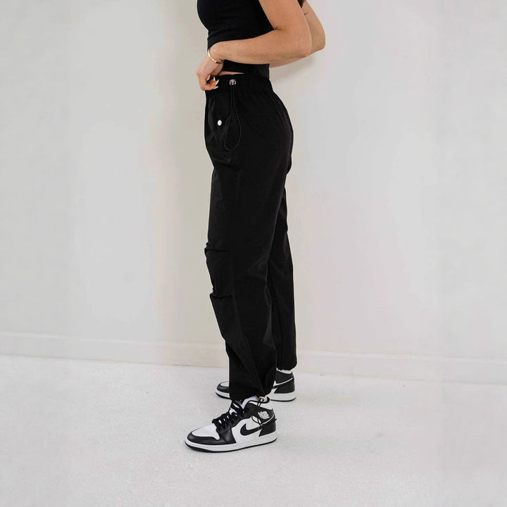 Women's cargo joggers with elastic waistband and drawstring Mune Fashion