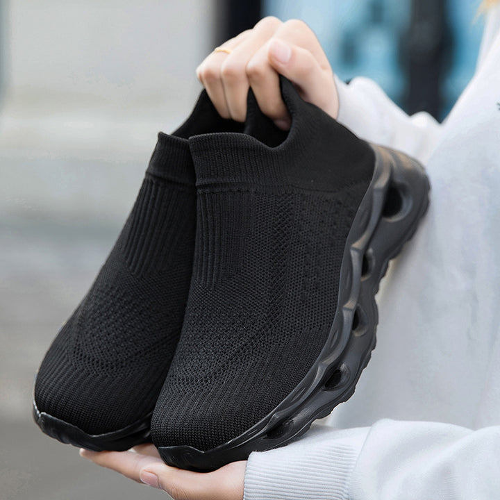 Unisex nan sock-like knitted slippers with perforated hollow chamber cushioning Mune Fashion