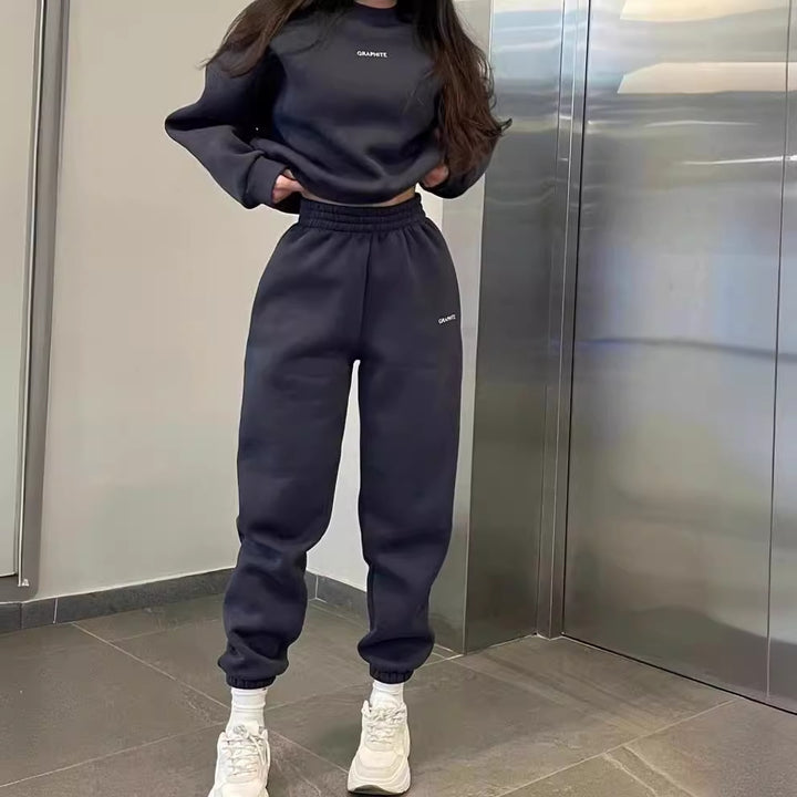 Women's Oversized Short Cut Sweatshirt with High Waist Fleece Jogging Pants Set Mune Fashion