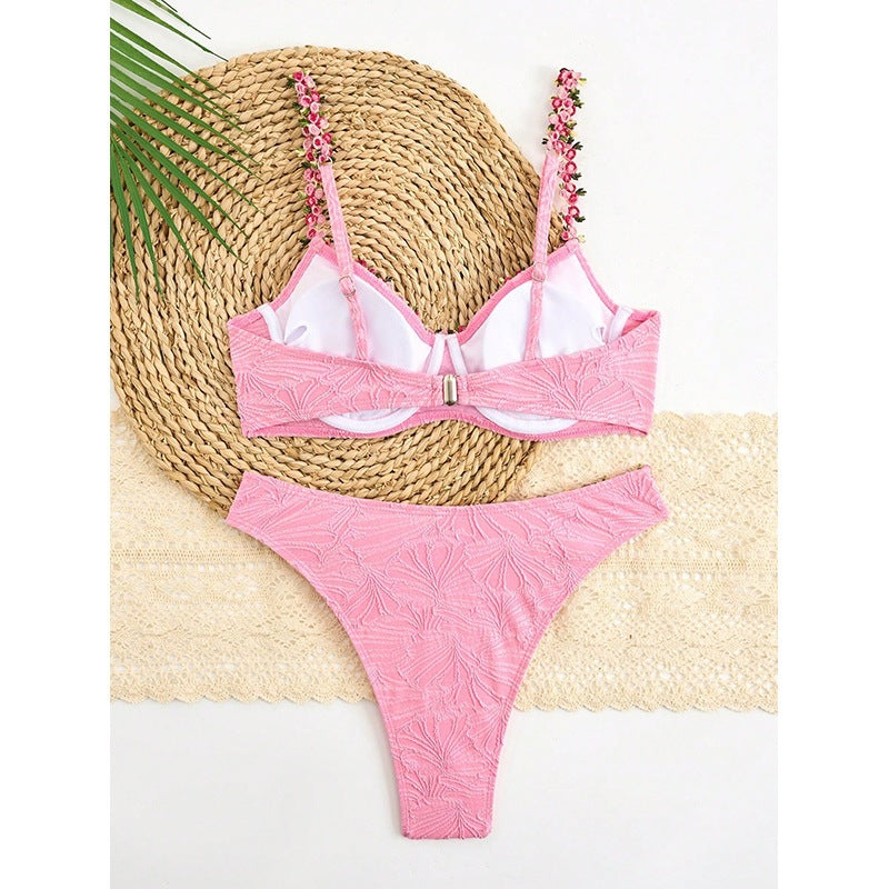 Women's bikini set with floral accent embroideries Mune Fashion