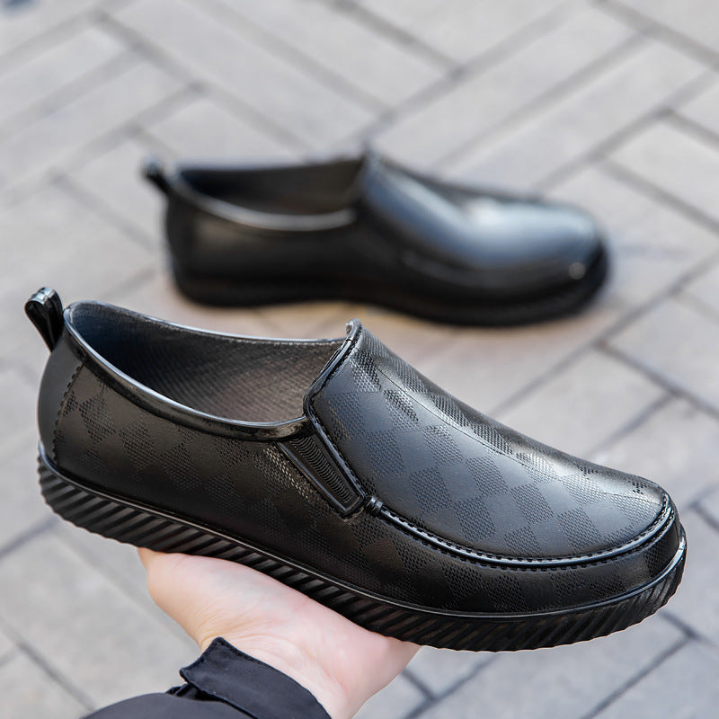 Men's Elegant Waterproof Slip-ons with Textured Surface and Profiled Lightweight Sole Mune Fashion