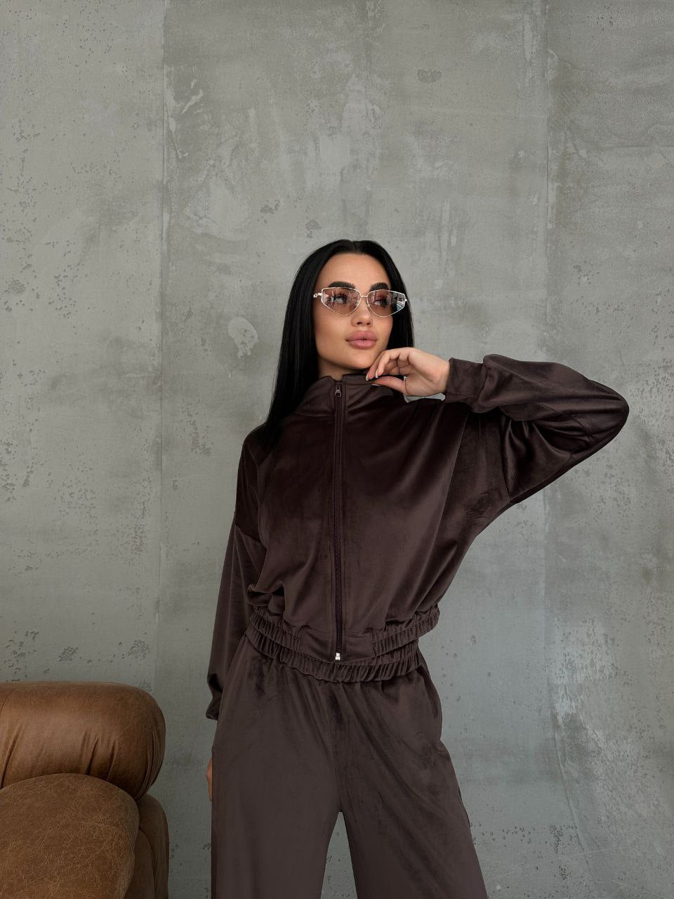 Women's Velvet Loungewear Set with Short Zipper and Gathered Waist Mune Fashion