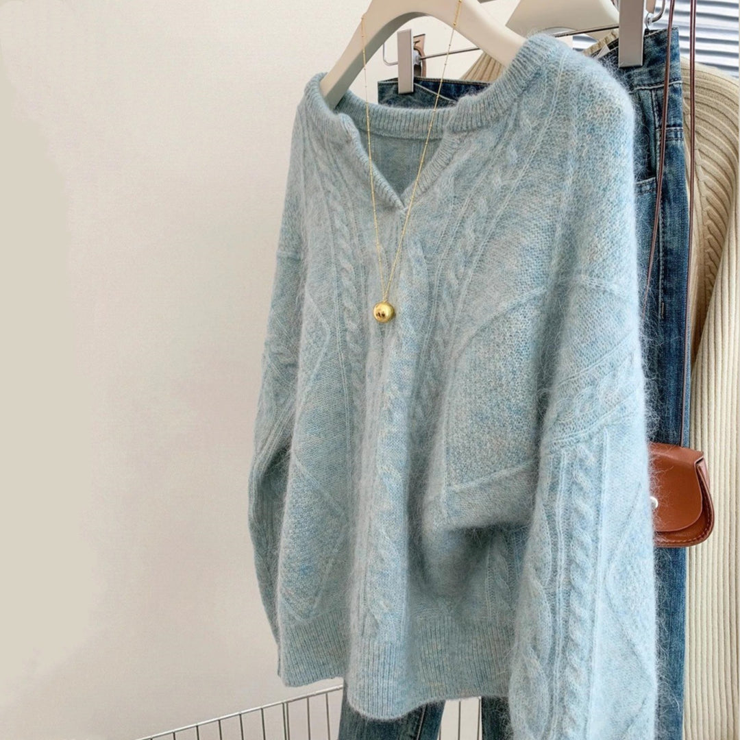 Women's Oversize Mohair-Optic Cable Knit Sweater with V-Neck and Dropped Shoulder Mune Fashion