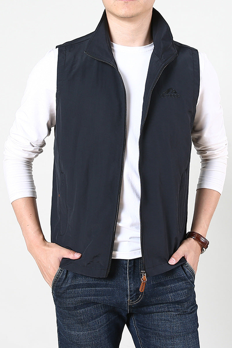 Men's lightweight windproof outdoor vest with stand-up collar and full-length zipper Mune Fashion