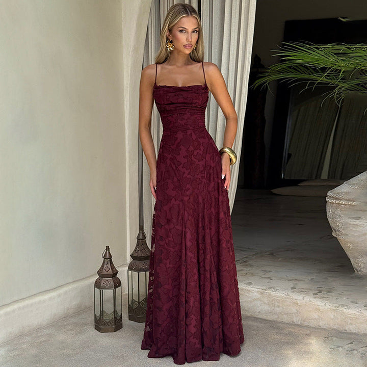 Women Elegant Evening Dress with Fine Floral Patterns and Sophisticated Details Mune