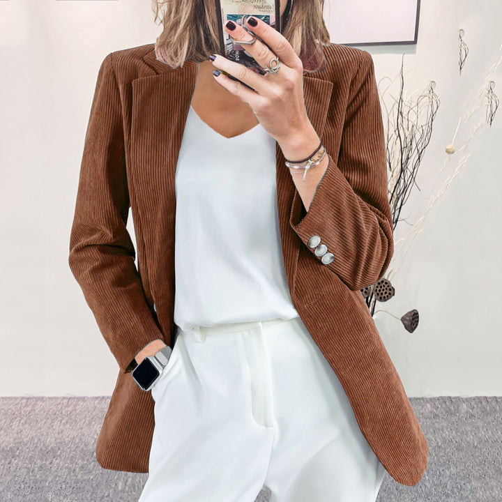 Women's corduroy blazer in oversized cut with lapels and decorative buttons Mune Fashion