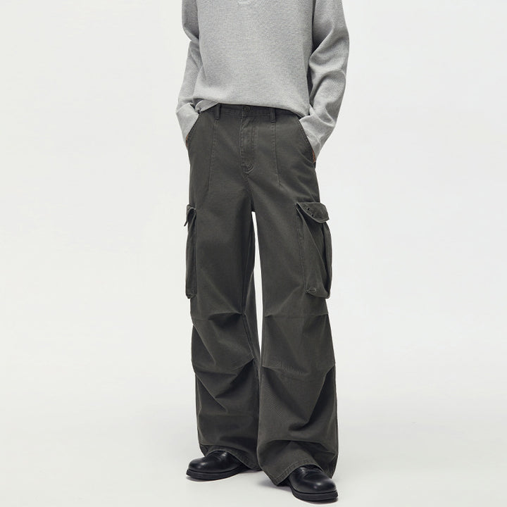 Men's baggy cargo pants with extra wide legs, deep crotch and large flap pockets Mune Fashion