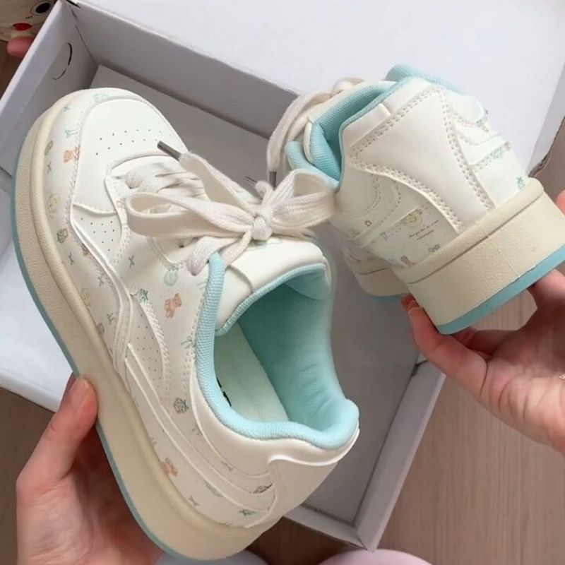 Women's Comfortable Leisure Sneakers with Floral Design Mune Fashion
