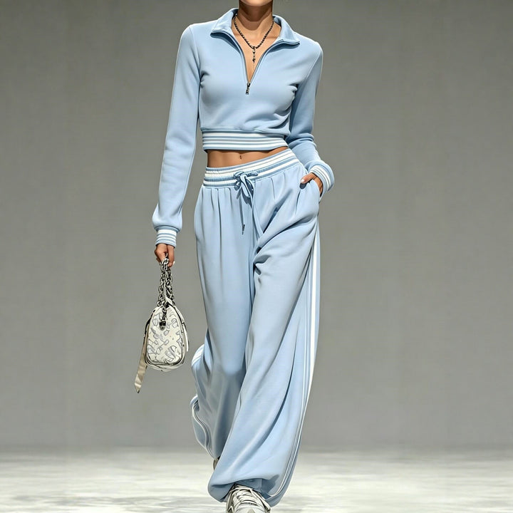 Women Cropped Training Set with Half Zipper Collar and Wide Pleated Jogger Mune Fashion