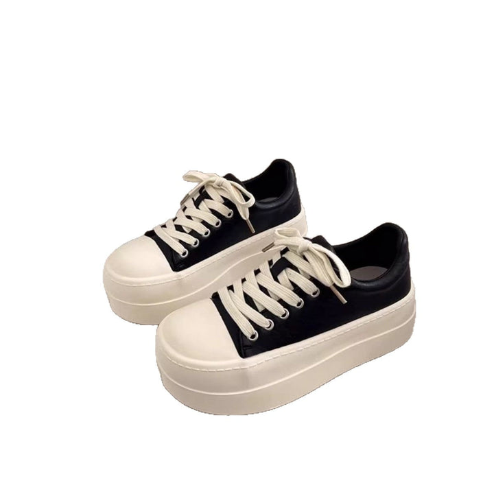 Ladies sneaker with fashionable platform sole Mune Fashion