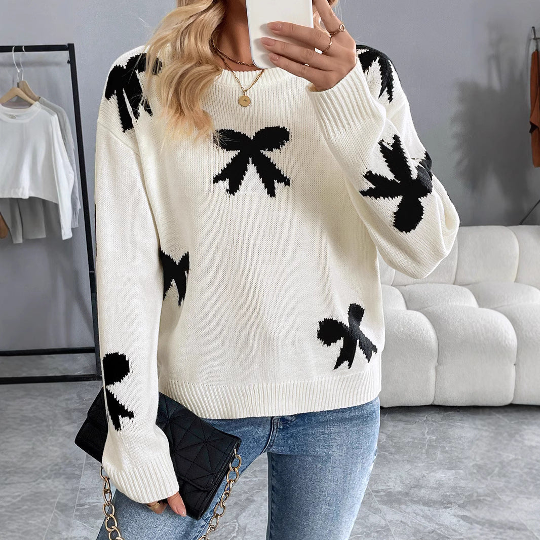 Women's Knitted Crew Neck Sweater with Bow Jacquard and Relaxed Fit Mune Fashion