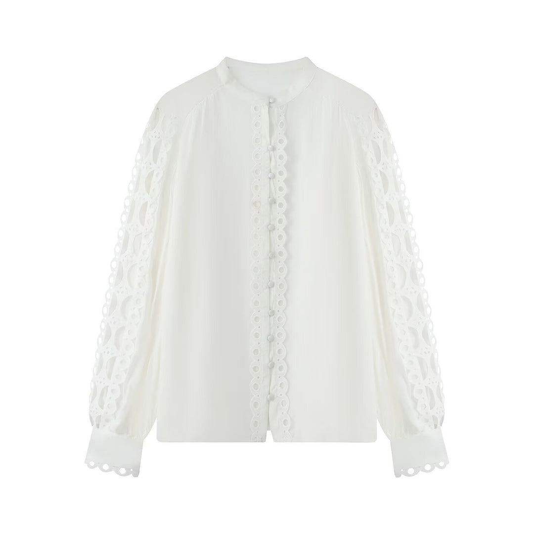 Ladies blouse with lace cutouts, fine button placket and balloon sleeves Mune Fashion