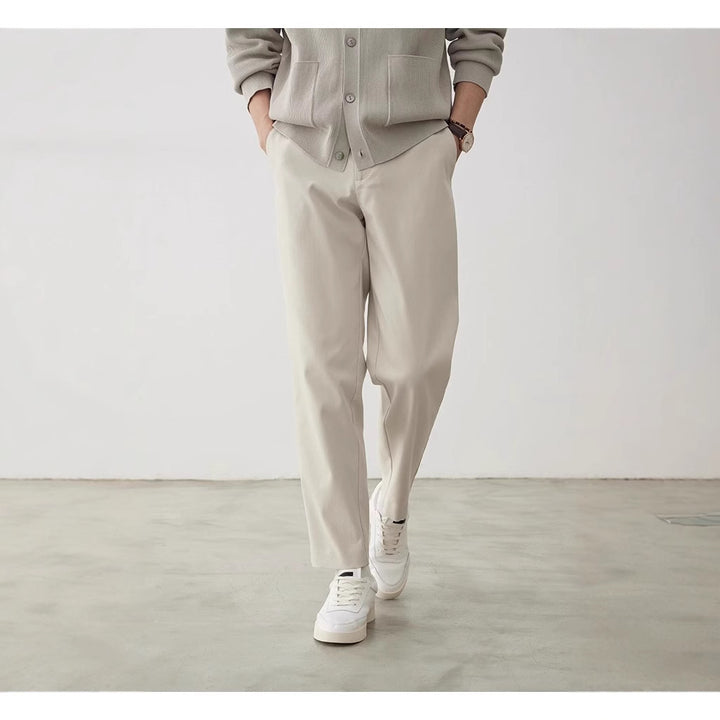 Men's relaxed fit chinos with shortened leg length and subtle pleat Mune Fashion