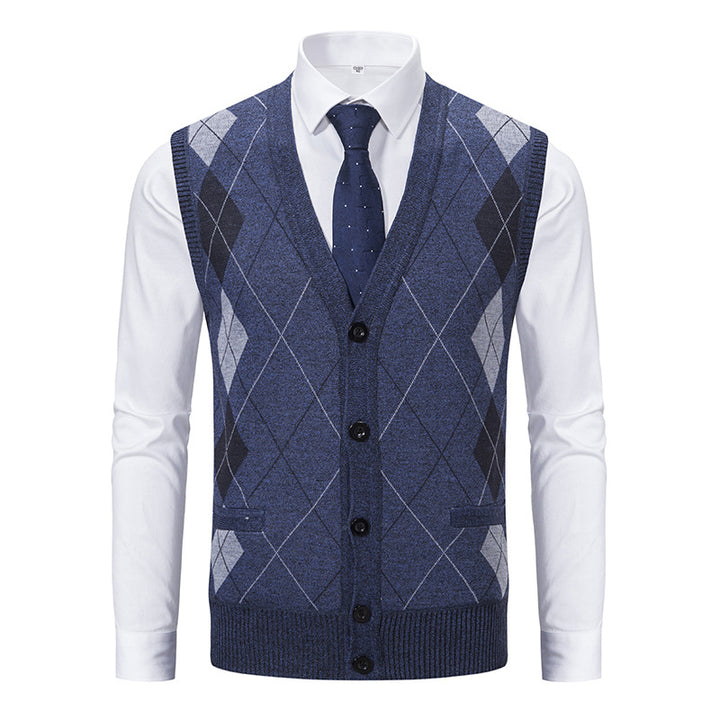 Men's sleeveless knitted vest with argyle pattern, teddy lining, and full button placket Mune Fashion